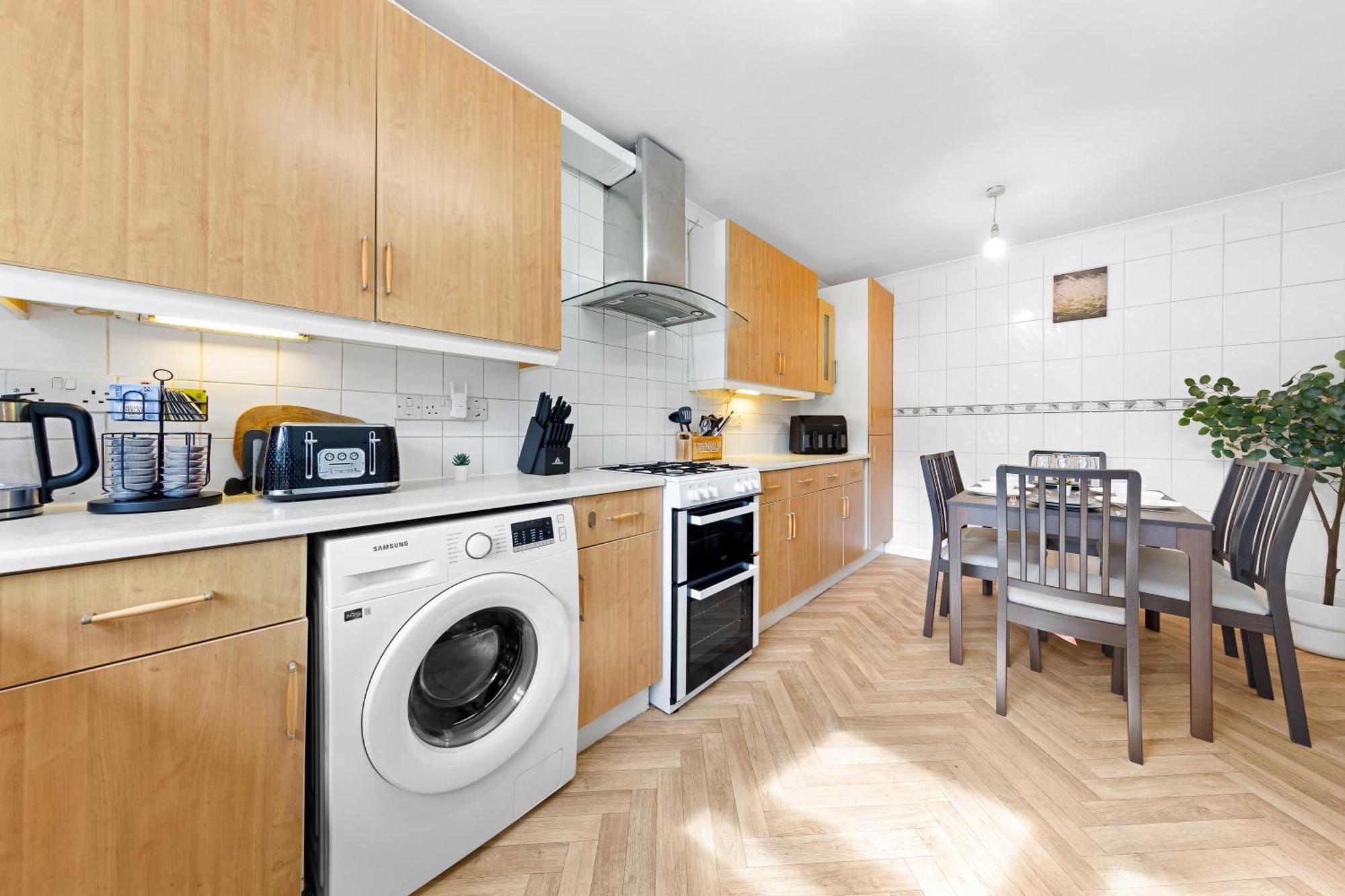 Cozylease 3-bed Canary Wharf Retreat,near Lcy Сasa de vacaciones Londres