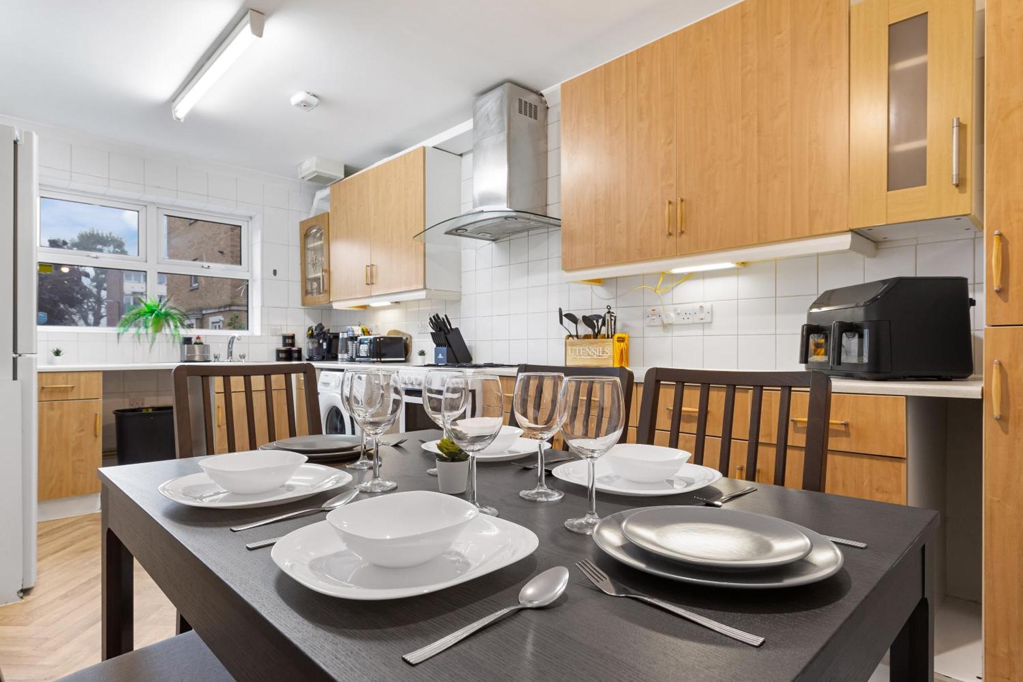 Cozylease 3-bed Canary Wharf Retreat,near Lcy Сasa de vacaciones *