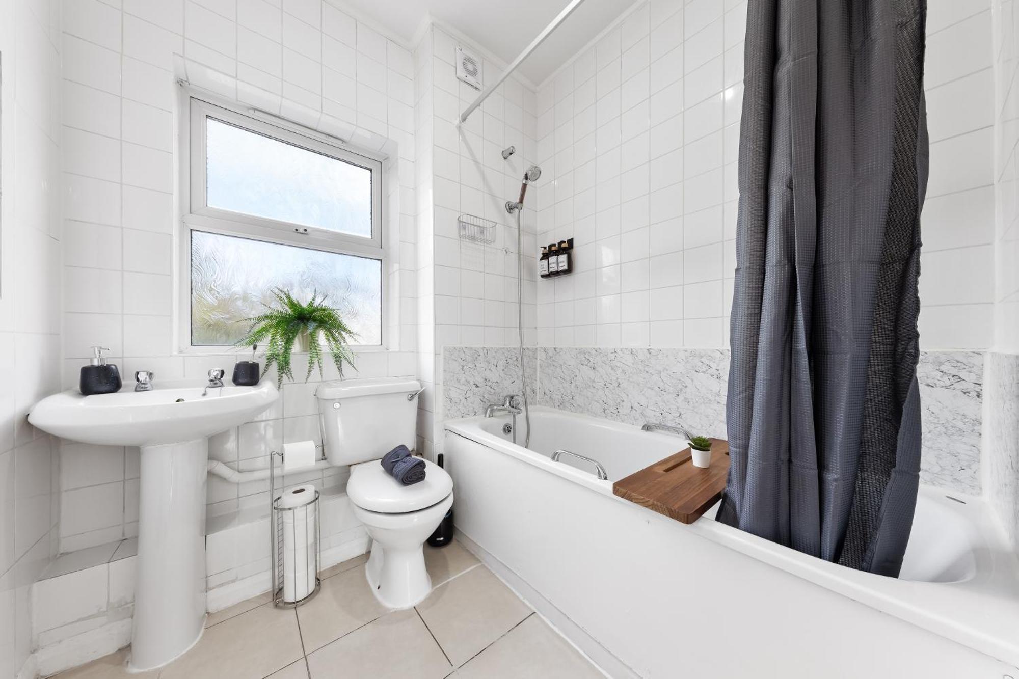 Cozylease 3-bed Canary Wharf Retreat,near Lcy Сasa de vacaciones Londres