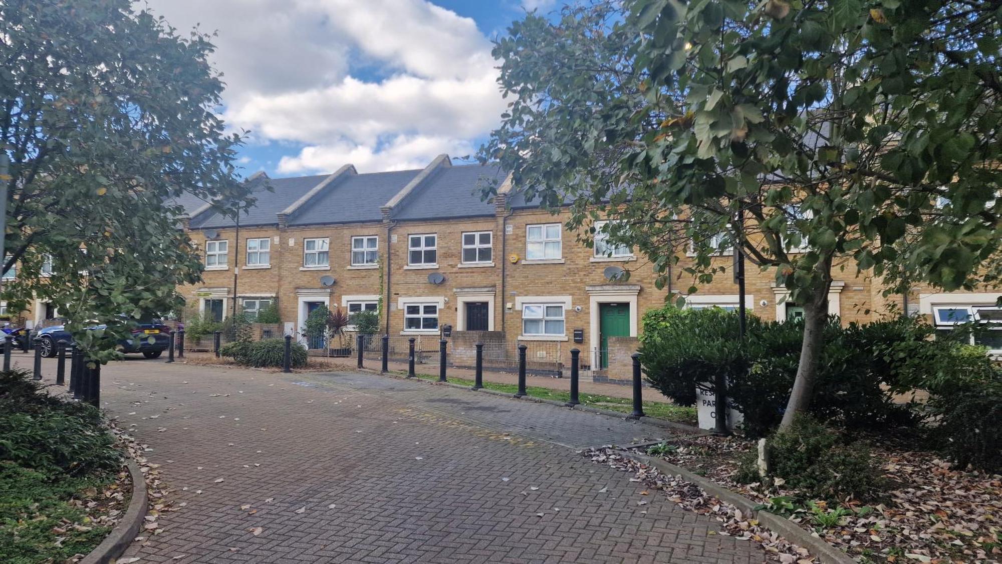 Cozylease 3-bed Canary Wharf Retreat,near Lcy Сasa de vacaciones Londres